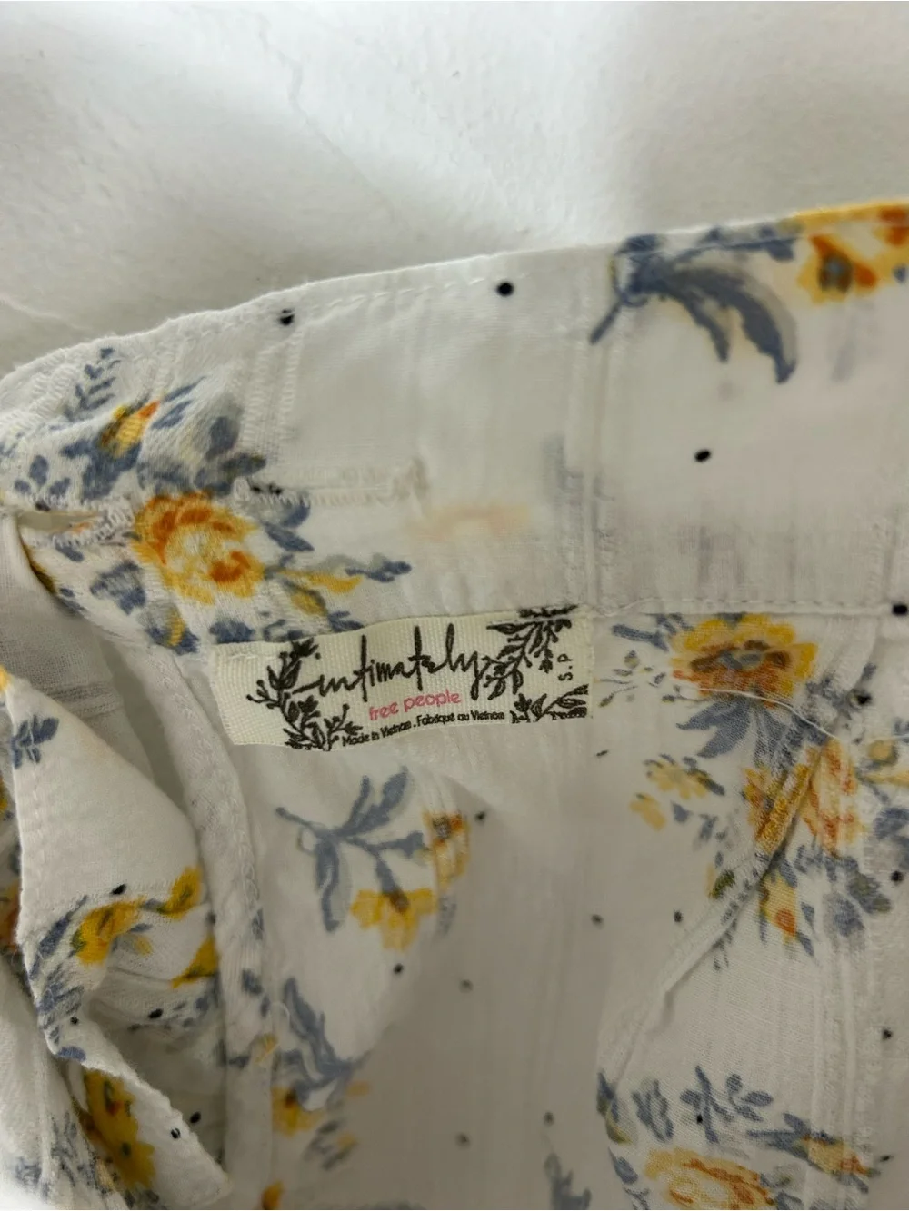 Intimately Free People Angela Floral Puff Sleeve Lace Bodysuit White Combo